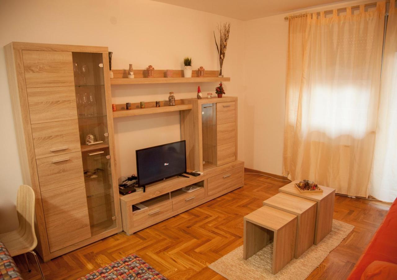 Apartment Vas Raj Novi Sad Extérieur photo