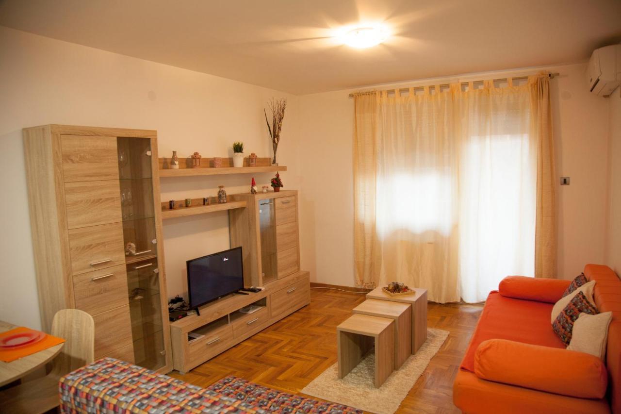 Apartment Vas Raj Novi Sad Extérieur photo