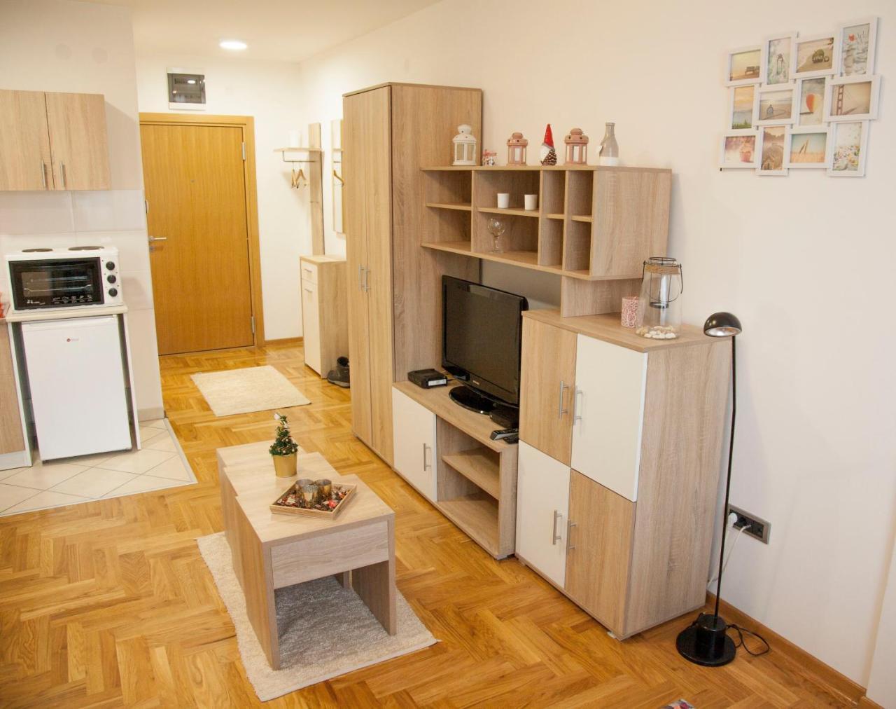 Apartment Vas Raj Novi Sad Extérieur photo